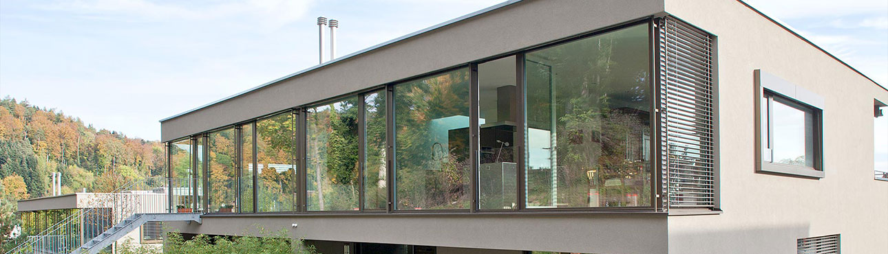 Homepage Fa. HOWO Fenster und Türen GmbH & Co: Startbild